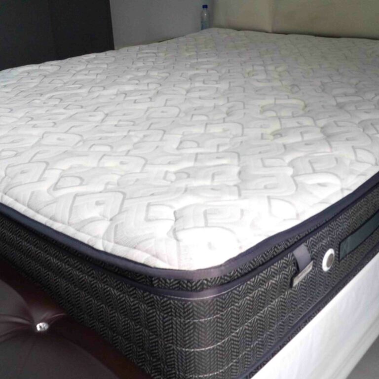 Matress-Cleaning